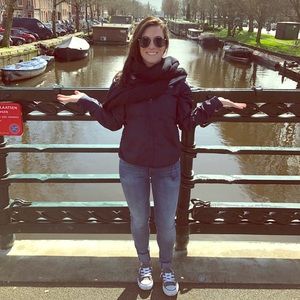 Meet Your Posher, Calli